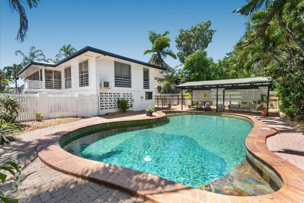 The Beach House At Pallarenda