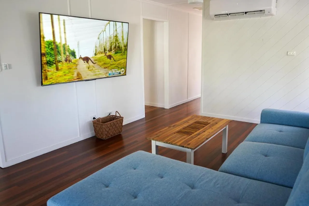 펜션 The Beach House At Pallarenda